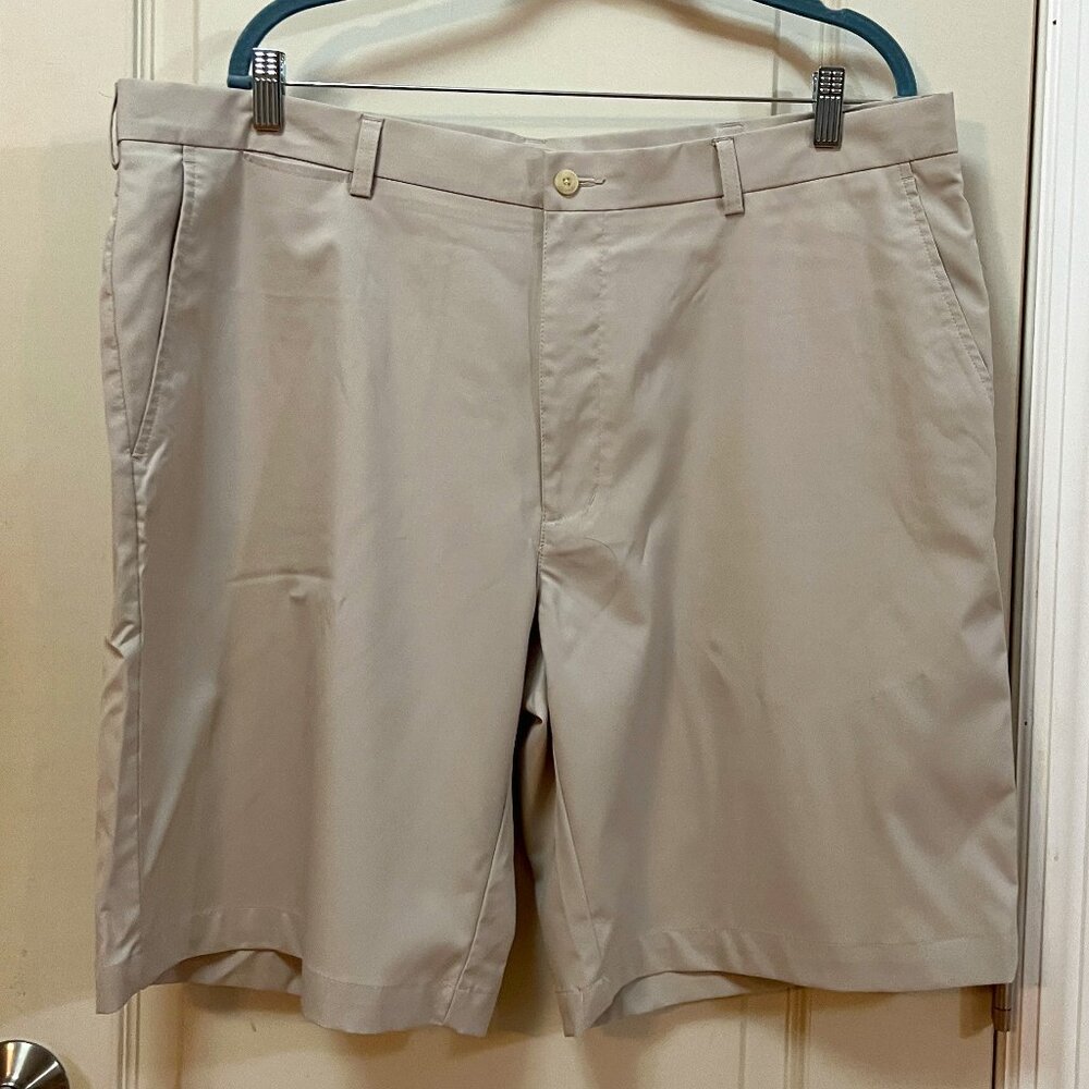 PGA Tour Men's Size 40 100% Polyester Golf Shorts. Tan